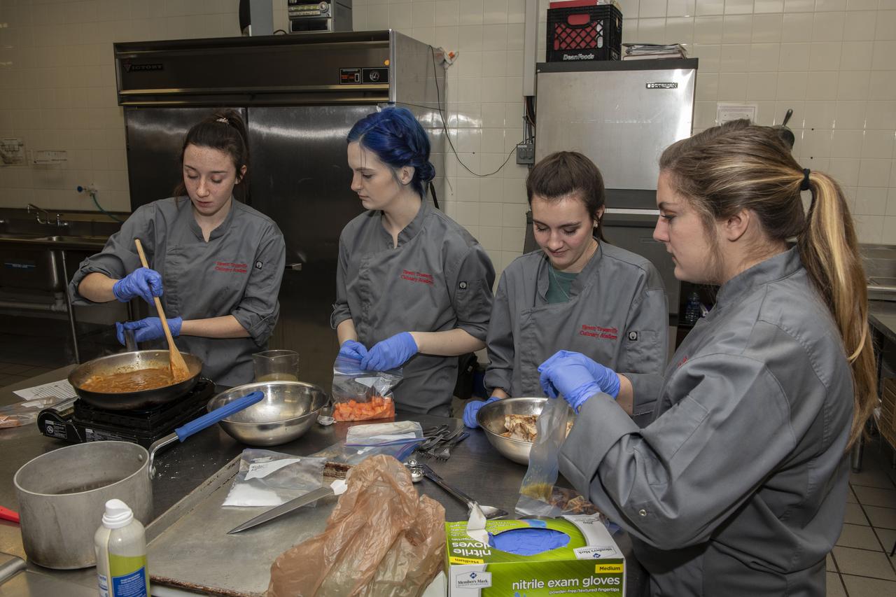 HUNCH (High School Students United with NASA to Create Hardware) students came together at the U.Sl Space and Rocket Center (USSRC) in a competition to create recipes for food to feed astronauts in space. Six teams from North Alabama and George participated. The winner will compete with students from competitions at other NASA centers later at the Johnson Space Flight Center.