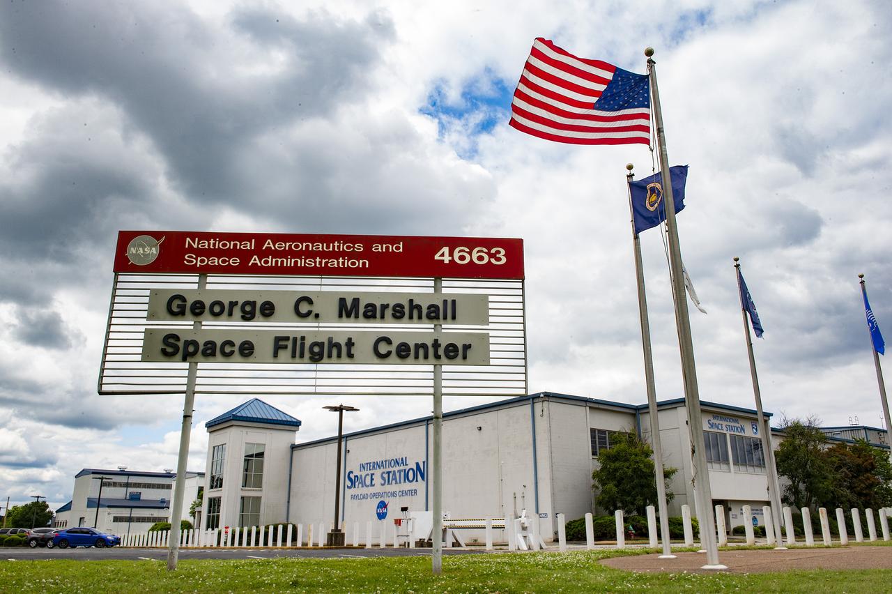 MSFC Building 4663, NE corner view of Huntsville Operations  Support Center, housing the Payload Operations Integration Center (POIC). The POIC supports ongoing flight operations and scientific experiments aboard the International Space Station (ISS)