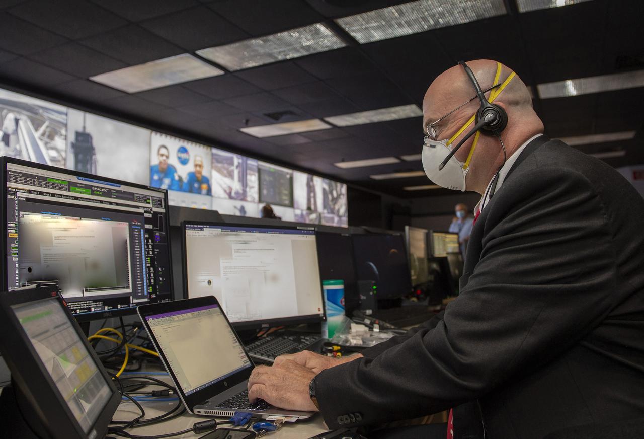 Paul Crawford and Teams at NASA’s Marshall Space Flight Center help monitor launch conditions for the Demo-2 mission from the Huntsville Operations Support Center, HOSC.