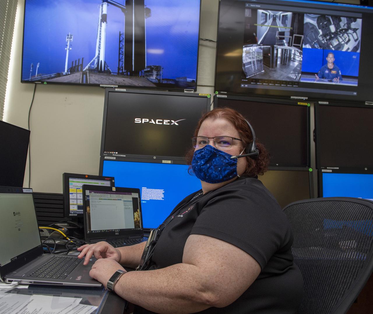 Miranda Holton and teams at NASA’s Marshall Space Flight Center help monitor launch conditions for the Demo-2 mission from the Huntsville Operations Support Center, HOSC.