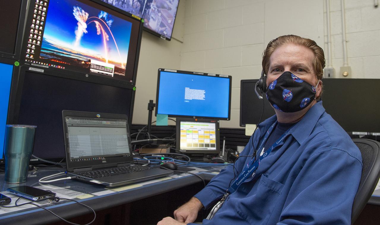 Sean Kenny and teams at NASA’s Marshall Space Flight Center help monitor launch conditions for the Demo-2 mission from the Huntsville Operations Support Center, HOSC.