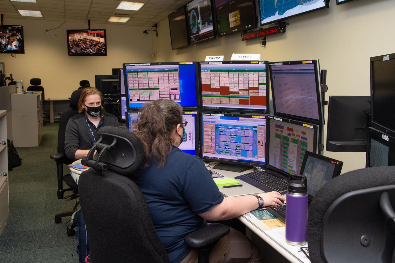 A look inside the International Space Station Payload Operations Integration Center at NASA’s Marshall Space Flight Center in Huntsville, AL.  The POIC team supports science operations on the International Space Station 24 hours a day, 7 days a week. For more than 20 years the POIC team has worked with scientists from around the world to enable the space station crew to conduct experiments that improve life on Earth and enable future exploration.