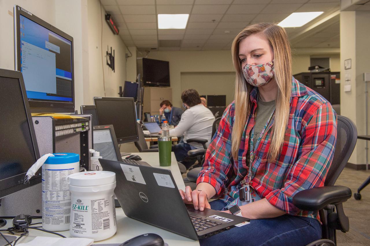A look inside the International Space Station Payload Operations Integration Center at NASA’s Marshall Space Flight Center in Huntsville, AL.  The POIC team supports science operations on the International Space Station 24 hours a day, 7 days a week. For more than 20 years the POIC team has worked with scientists from around the world to enable the space station crew to conduct experiments that improve life on Earth and enable future exploration.