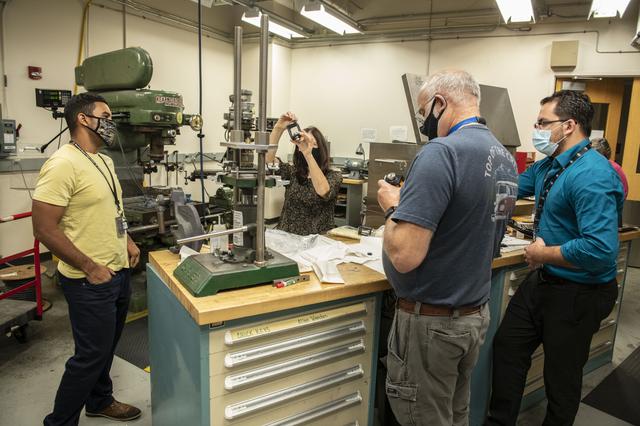 NASA image: Preparation of the Ring Sheared Drop Payload for Shipment