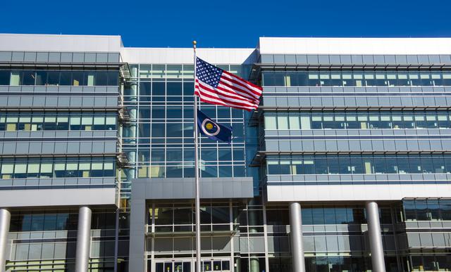 NASA image: NASA Marshall Raises Flag at New Headquarters Building