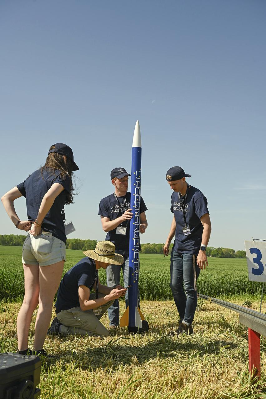 Following two years of virtual events, high school and college teams from across the country return to Bragg Farms in Toney, Alabama, to compete in NASAÕs Student Launch rocketry competition April 23.