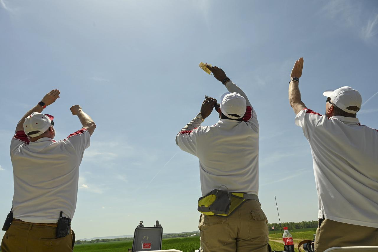 Following two years of virtual events, high school and college teams from across the country return to Bragg Farms in Toney, Alabama, to compete in NASAÕs Student Launch rocketry competition April 23.