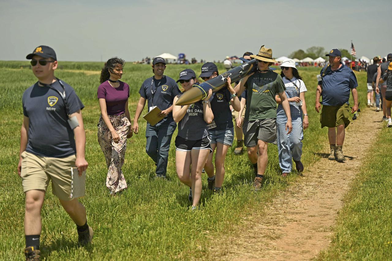 Following two years of virtual events, high school and college teams from across the country return to Bragg Farms in Toney, Alabama, to compete in NASAÕs Student Launch rocketry competition April 23.