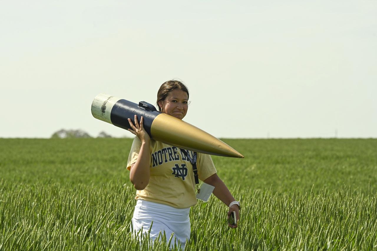Following two years of virtual events, high school and college teams from across the country return to Bragg Farms in Toney, Alabama, to compete in NASAÕs Student Launch rocketry competition April 23.