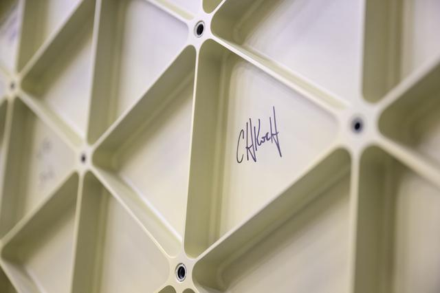 NASA image: ARTEMIS II CREW VISIT