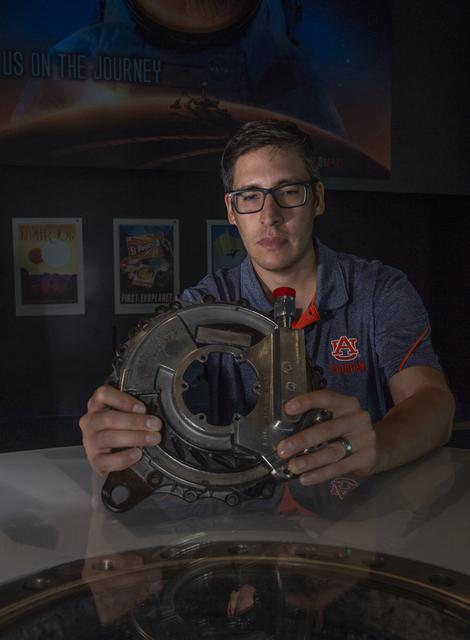 NASA image: Leonardo Barreda inspects SLS Core Stage Thruster Vector Control