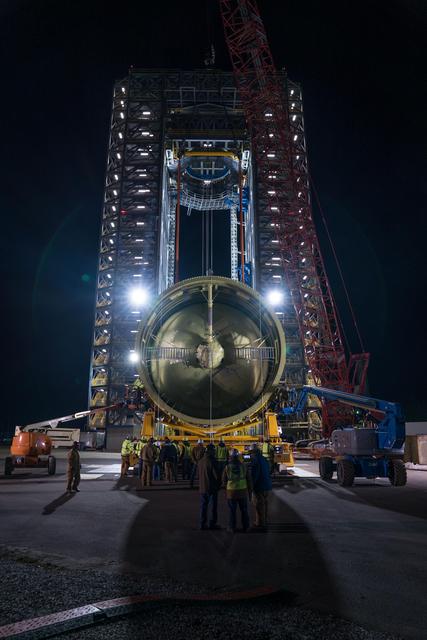 NASA image: Space Launch System Liquid Hydrogen Tank Test Article Positioned in Test Stand at NASA’s Marshall Space Flight Center