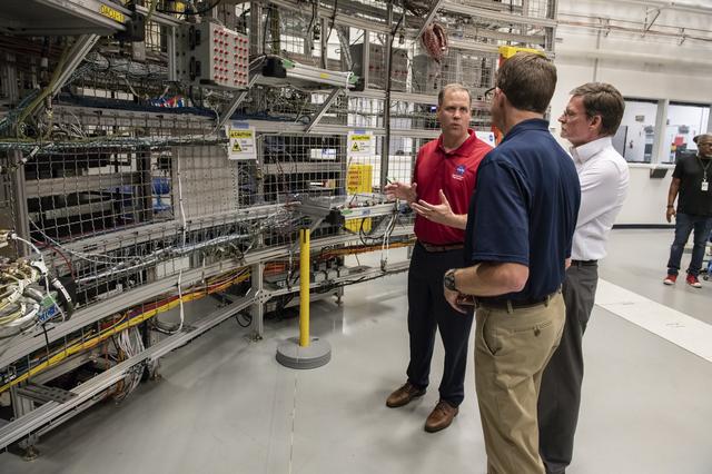 NASA image: NASA Administrator Jim Bridenstine visits Marshall Space Flight 