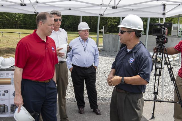 NASA image: NASA Administrator Jim Bridenstine visits Marshall Space Flight 