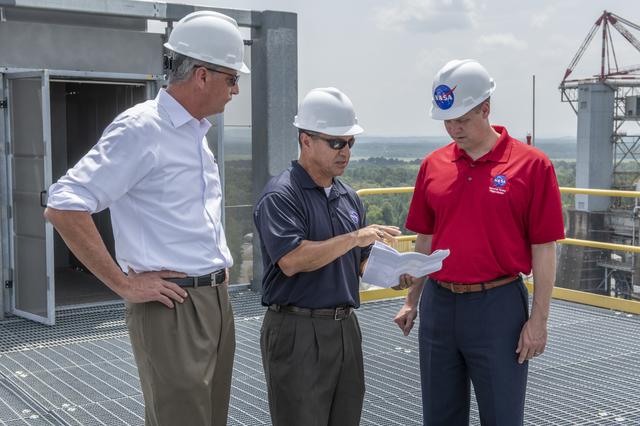 NASA image: NASA Administrator Jim Bridenstine visits Marshall Space Flight 