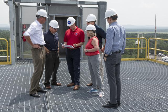 NASA image: NASA Administrator Jim Bridenstine visits Marshall Space Flight 
