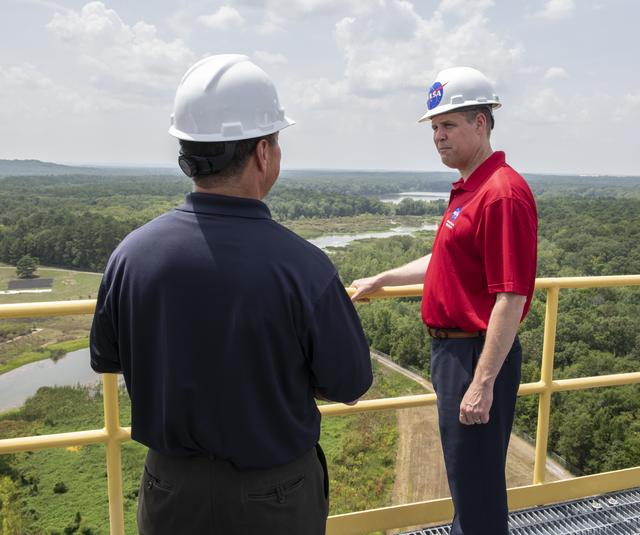 NASA image: NASA Administrator Jim Bridenstine visits Marshall Space Flight 