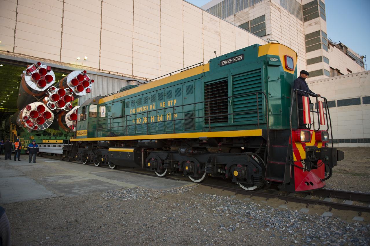 The Soyuz MS-04 spacecraft is rolled out to the launch pad by train on Monday, April 17, 2017 at the Baikonur Cosmodrome in Kazakhstan. Launch of the Soyuz rocket is scheduled for April 20 and will carry Expedition 51 Soyuz Commander Fyodor Yurchikhin of Roscosmos and Flight Engineer Jack Fischer of NASA into orbit to begin their four and a half month mission on the International Space Station.Photo Credit: (NASA/Aubrey Gemignani)