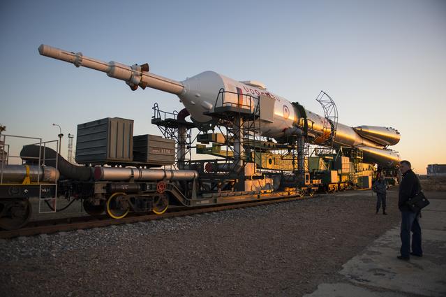 NASA image: Expedition 51 Rollout