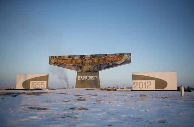 NASA image: Expedition 54 Preflight