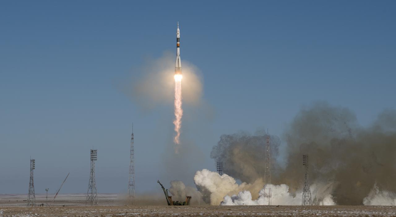 The Soyuz MS-07 rocket is launched with Expedition 54 Soyuz Commander Anton Shkaplerov of Roscosmos, flight engineer Scott Tingle of NASA, and flight engineer Norishige Kanai of Japan Aerospace Exploration Agency (JAXA), Sunday, Dec. 17, 2017 at the Baikonur Cosmodrome in Kazakhstan. Shkaplerov, Tingle, and Kanai will spend the next five months living and working aboard the International Space Station. Photo Credit: (NASA/Joel Kowsky)