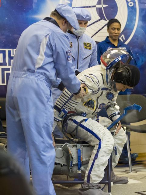 NASA image: Expedition 54 Preflight