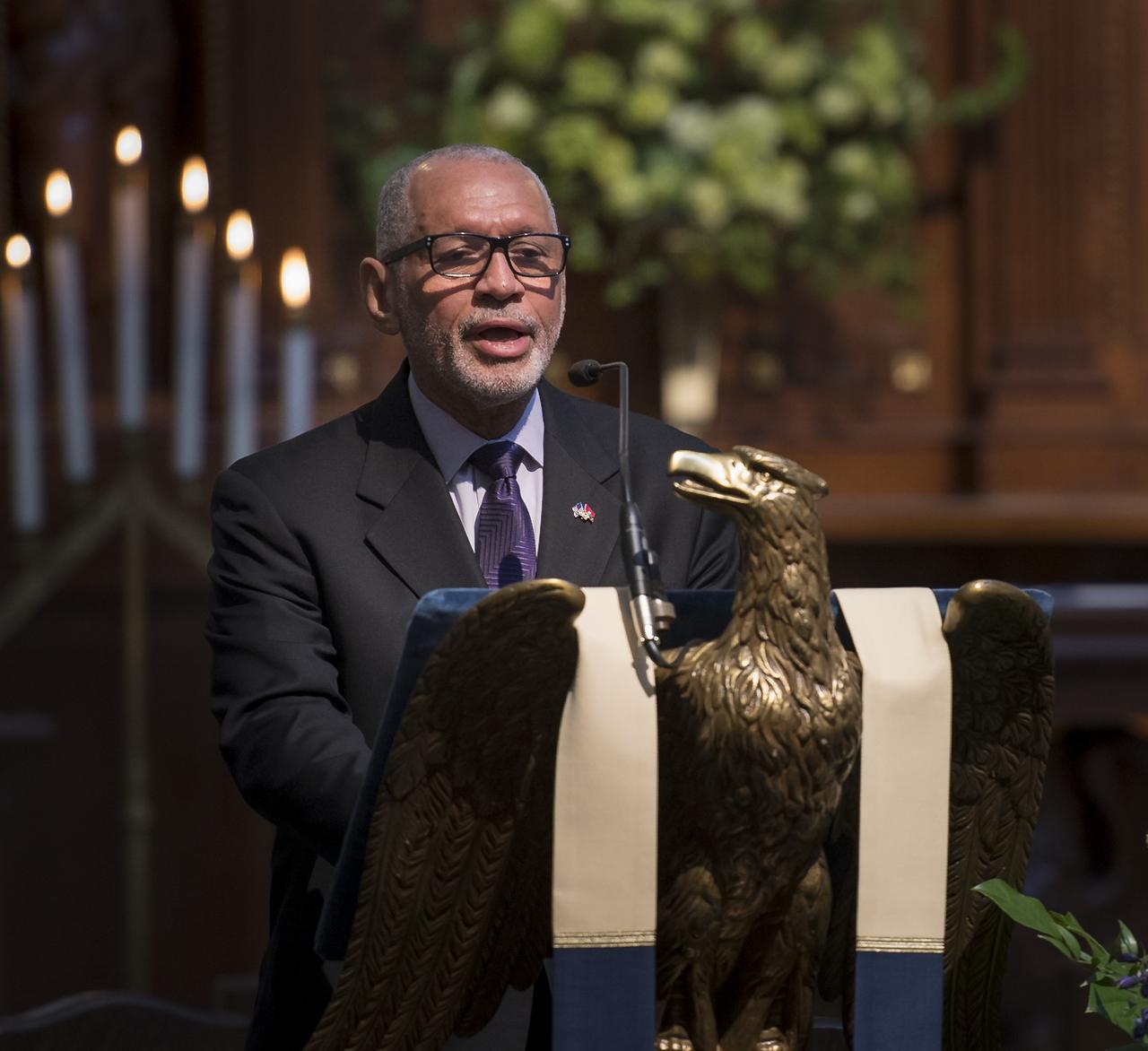 Former NASA Administrator Charlie Bolden speaks at the funeral service for former NASA astronaut Captain Bruce McCandless II, USN (Ret.), Tuesday, Jan. 16, 2018 at the United States Naval Academy Chapel in Annapolis, Maryland. Photo Credit: (NASA/Bill Ingalls)