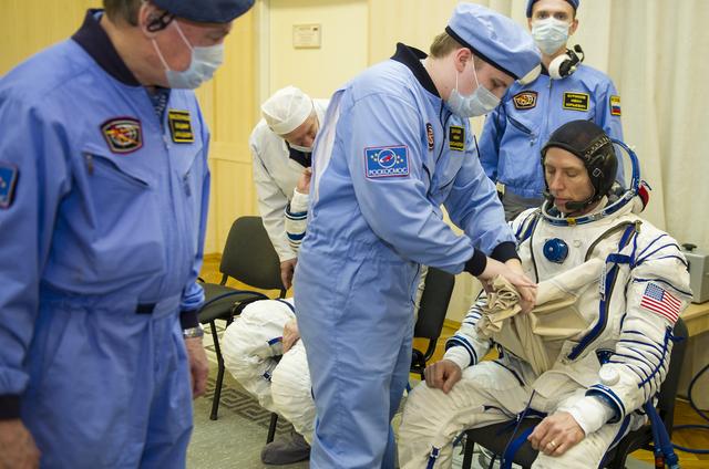 NASA image: Expedition 55 Preflight