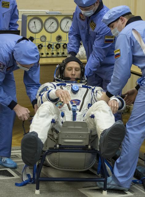 NASA image: Expedition 55 Preflight