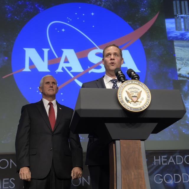 NASA image: Bridenstine Sworn In As NASA Administrator