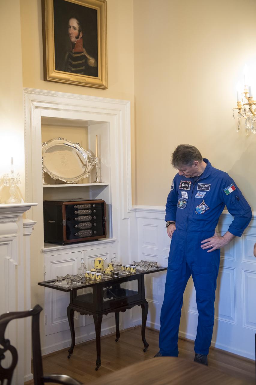 ESA astronaut Paolo Nespoli tours the Home of the Commandants of the Marine Corps, Monday, May 7, 2018 in Washington. Photo Credit: (NASA/Aubrey Gemignani)