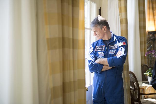 NASA image: Astronauts Randy Bresnik and Paolo Nespoli Visit Marine Corps Ba