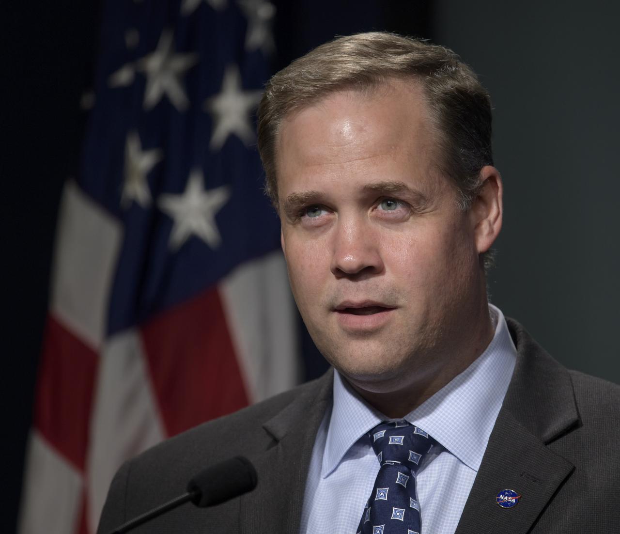 NASA Administrator Jim Bridenstine asks commercial companies to help get the agency back to the Moon as quickly as possible during an ‘industry day', Tuesday, May 8, 2018 held at NASA Headquarters in Washington. NASA is calling for commercial proposals for delivering instruments, experiments, and other small payloads to the surface of the Moon as early as next year. This solicitation is part of a broader Exploration Campaign that will pave the way for a human return to the Moon. Photo Credit: (NASA/Bill Ingalls)