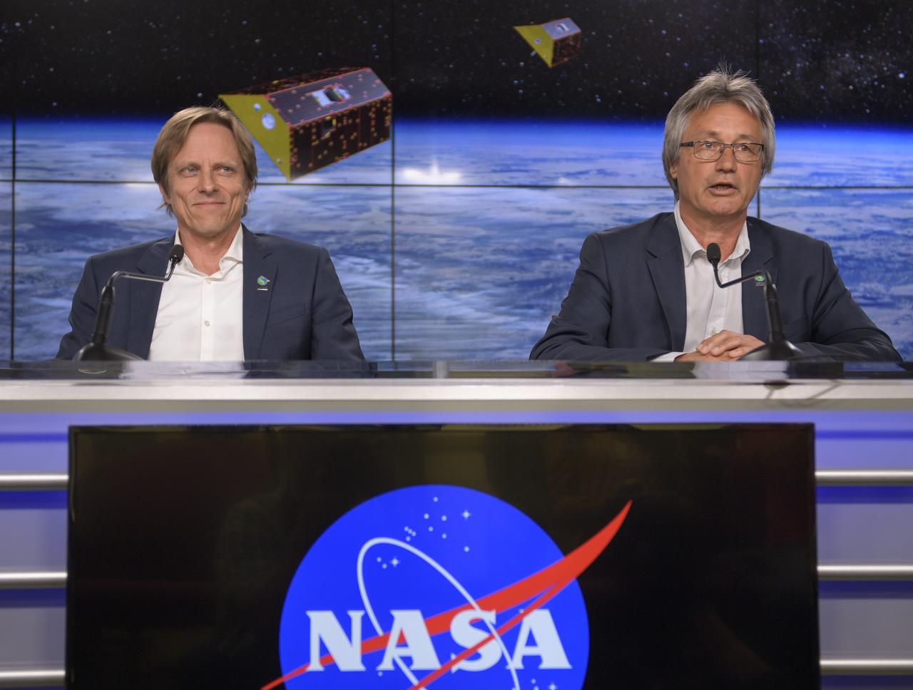 Frank Webb, GRACE-FO project scientist at JPL, left, and \Frank Flechtner, discuss the Gravity Recovery and Climate Experiment Follow-On (GRACE-FO) mission during a prelaunch media briefing, Monday, May 21, 2018, at Vandenberg Air Force Base in California. The twin GRACE-FO spacecraft will measure changes in how mass is redistributed within and among Earth's atmosphere, oceans, land and ice sheets, as well as within Earth itself. Photo Credit: (NASA/Bill Ingalls)