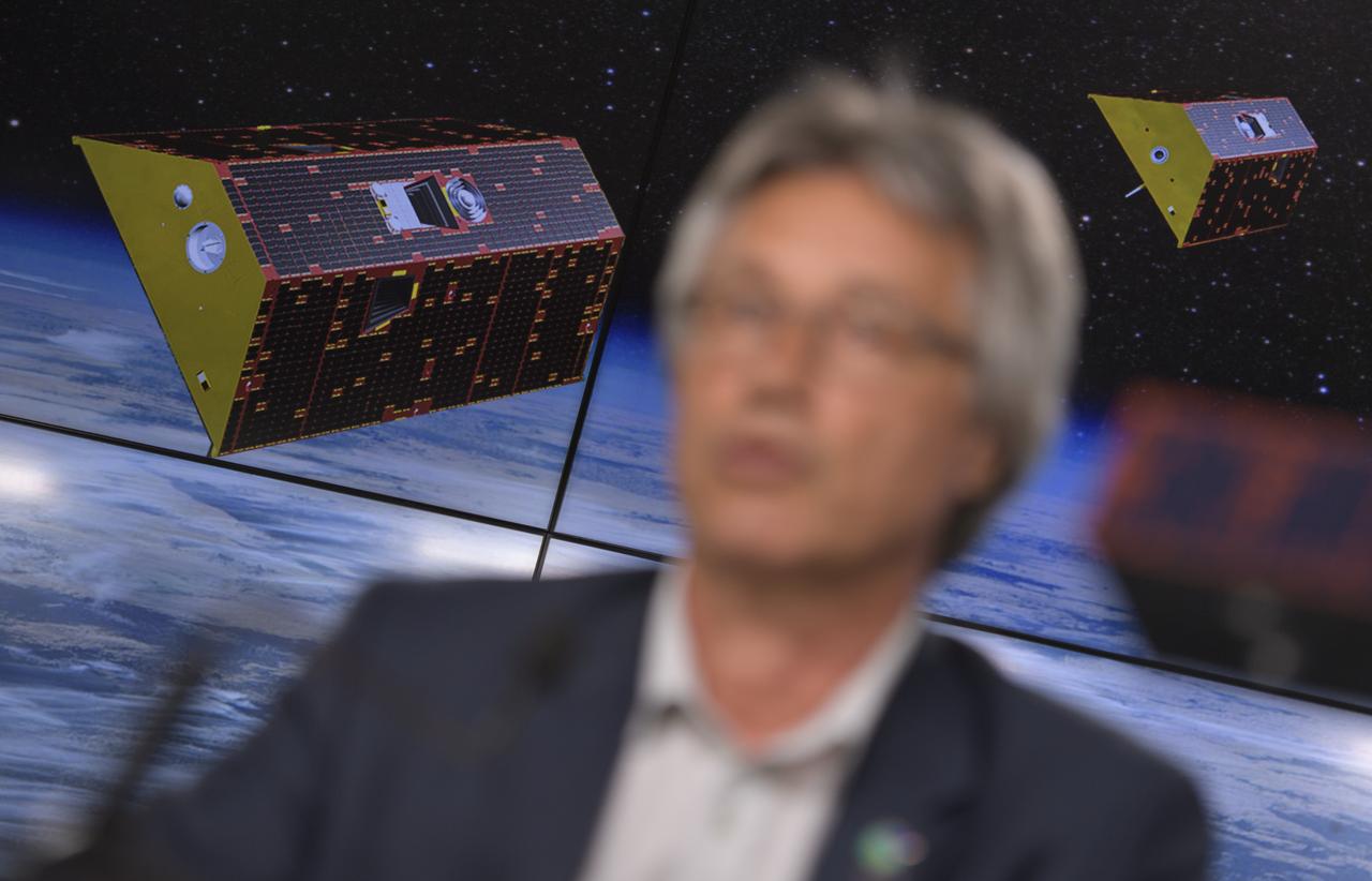 Experts discuss the Gravity Recovery and Climate Experiment Follow-On (GRACE-FO) mission during a prelaunch media briefing, Monday, May 21, 2018, at Vandenberg Air Force Base in California. The twin GRACE-FO spacecraft will measure changes in how mass is redistributed within and among Earth's atmosphere, oceans, land and ice sheets, as well as within Earth itself. Photo Credit: (NASA/Bill Ingalls)