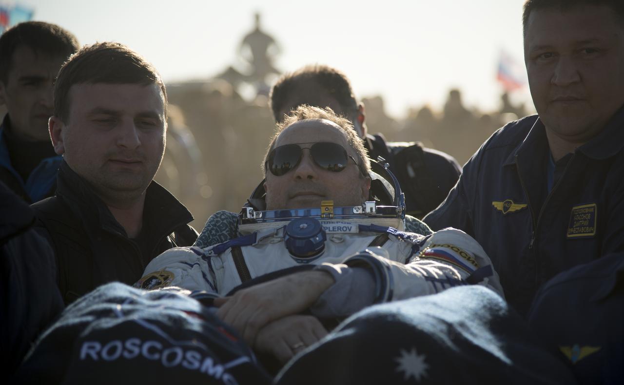 Roscosmos cosmonaut Anton Shkaplerov is carried to a medical tent shortly after he, Japan Aerospace Exploration Agency (JAXA) astronaut Norishige Kanai, and NASA astronaut Scott Tingle landed in their Soyuz MS-07 spacecraft near the town of Zhezkazgan, Kazakhstan on Sunday, June 3, 2018. Shkaplerov, Tingle, and Kanai are returning after 168 days in space where they served as members of the Expedition 54 and 55 crews onboard the International Space Station. Photo Credit: (NASA/Bill Ingalls)