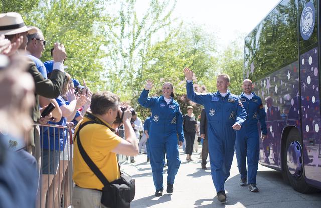 NASA image: Expedition 56 Preflight