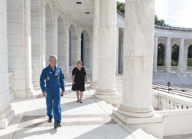 NASA image: Astronauts Vande Hei and Acaba at the Arlington National Cemeter