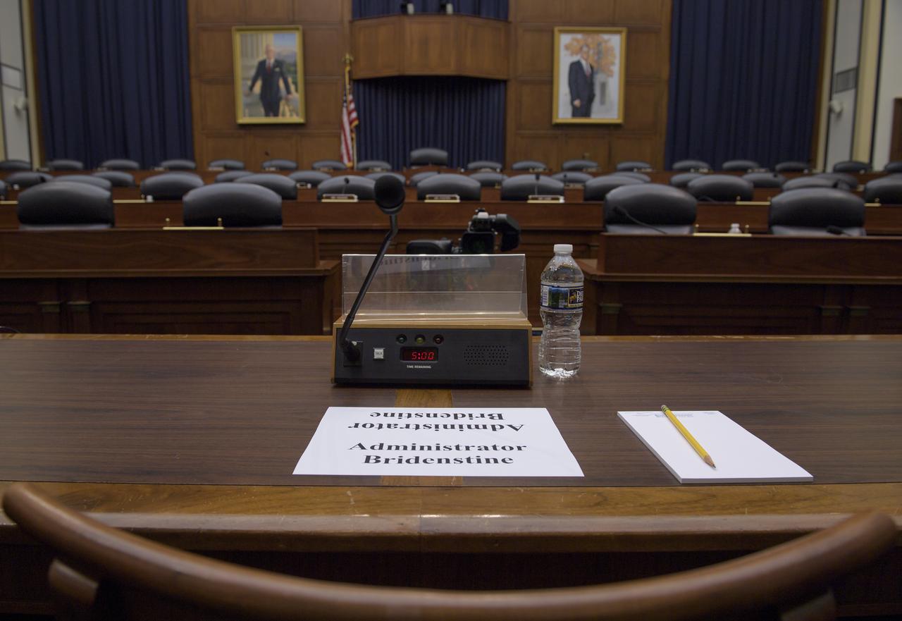 House Subcommittee on Strategic Forces holds a hearing on Space Situational Awareness: Whole of Government Perspectives on Roles and Responsibilities, Friday, June 22, 2018 at the Rayburn House Office Building in Washington. Witnesses: NASA Administrator Jim Bridenstine; Commander, U.S. Strategic Command, General John Hyten; and Secretary of Commerce Wilbur Ross. Photo Credit: (NASA/Bill Ingalls)