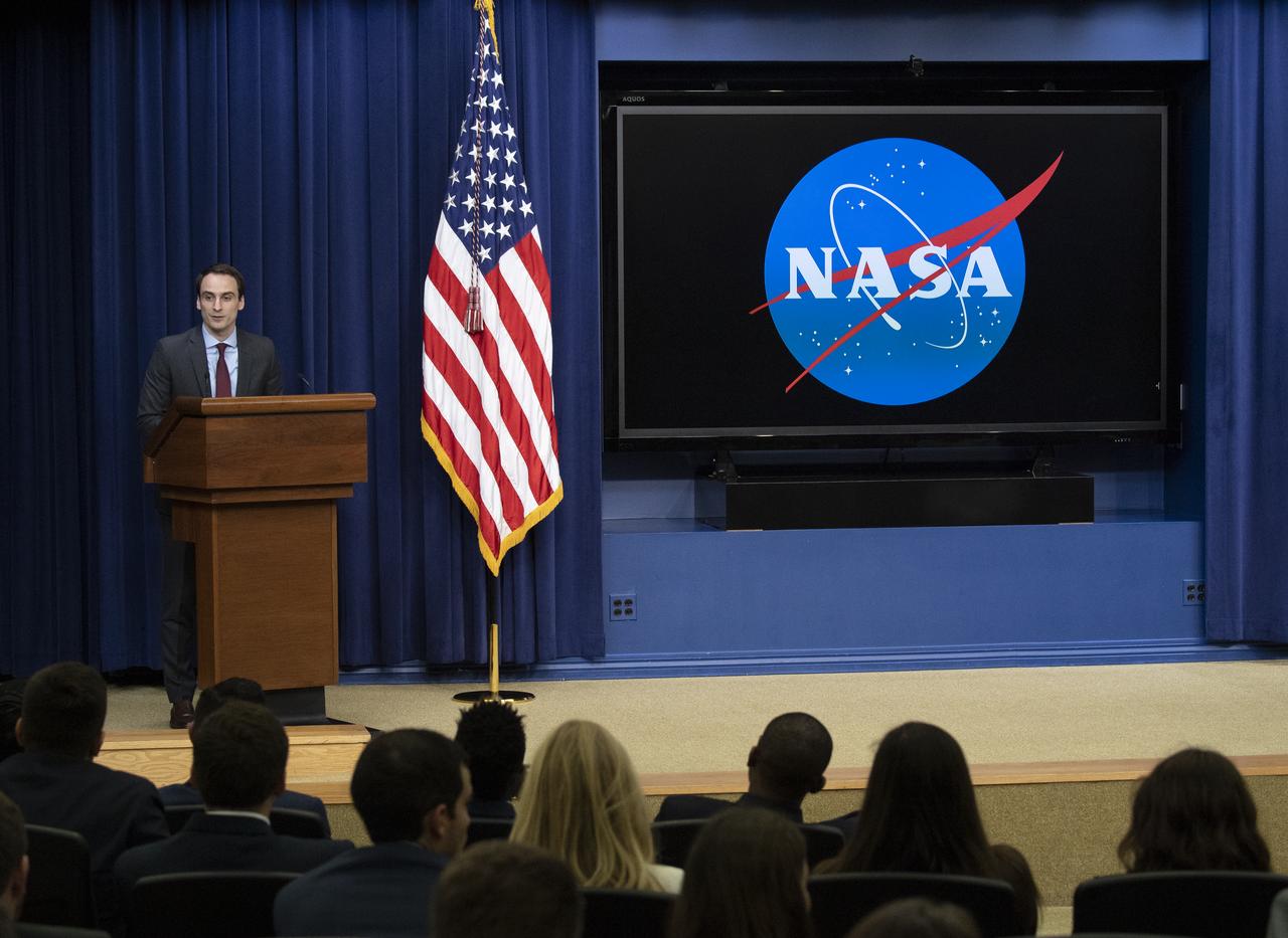 Deputy Chief Technology Officer of the United States Michael Kratsios introduces NASA Administrator Jim Bridenstine at the "Face to Face with Our Future: A Day with Young Leaders" event, Wednesday, June 27, 2018 at the Eisenhower Executive Office Building in Washington, DC.  Photo Credit: (NASA/Joel Kowsky)