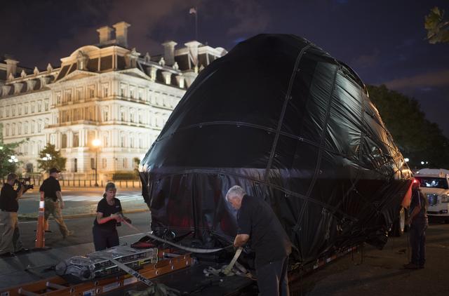 NASA image: Orion Arrival at White House Complex