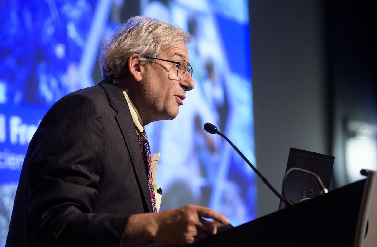 Michael Freilich, Director of the Earth Science Division at NASA Headquarters, speaks during the 2018 Annual Earth Science Applications Showcase, Wednesday, Aug. 1, 2018 at NASA Headquarters in Washington. Every summer students and young professionals from NASA’s Applied Sciences’ DEVELOP National Program come to NASA Headquarters and present their research projects. DEVELOP is a training and development program where students work on Earth science research projects, mentored by science advisers from NASA and partner agencies, and extend research results to local communities. Photo Credit: (NASA/Joel Kowsky)