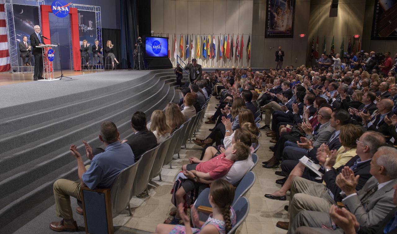 NASA Johnson Space Center Director Mark Geyer gives remarks during a NASA event announcing the astronauts assigned to crew the first flight tests and missions of the Boeing CST-100 Starliner and SpaceX Crew Dragon, Friday, Aug. 3, 2018 at NASA’s Johnson Space Center in Houston, Texas. Photo Credit: (NASA/Bill Ingalls)