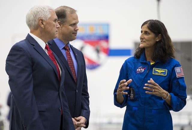 NASA image: VP Pence visits Johnson Space Center
