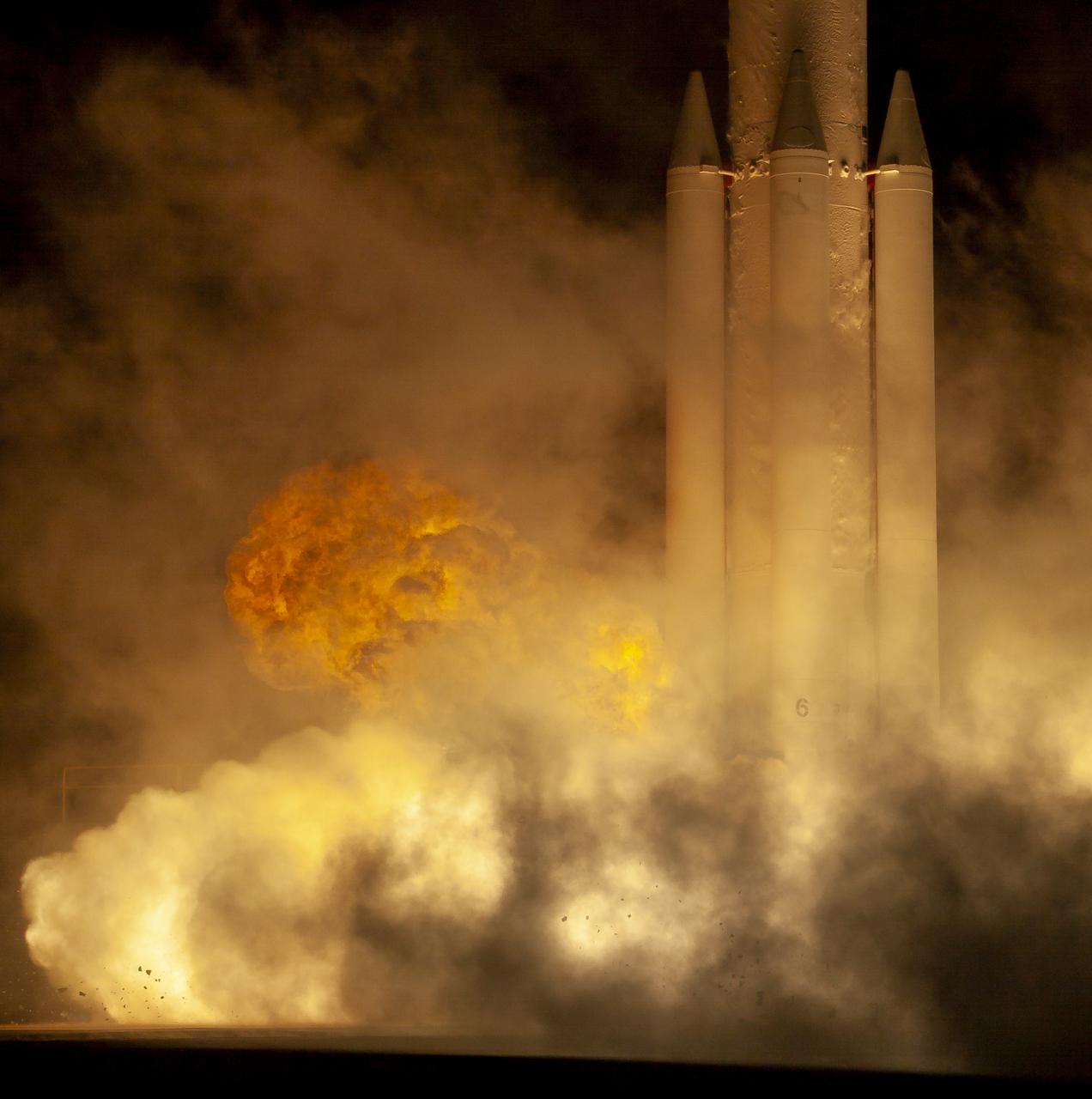 The United Launch Alliance (ULA) Delta II rocket launches with the NASA Ice, Cloud and land Elevation Satellite-2 (ICESat-2) onboard, Saturday, Sept. 15, 2018, from Vandenberg Air Force Base in California. The ICESat-2 mission will measure the changing height of Earth's ice. Photo Credit: (NASA/Bill Ingalls)