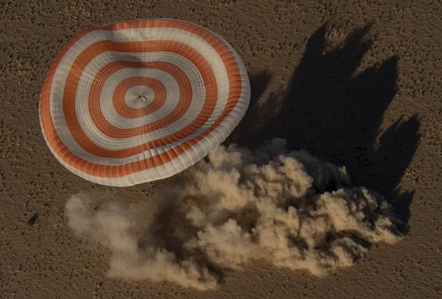 NASA image: Expedition 56 Soyuz MS-08 Landing