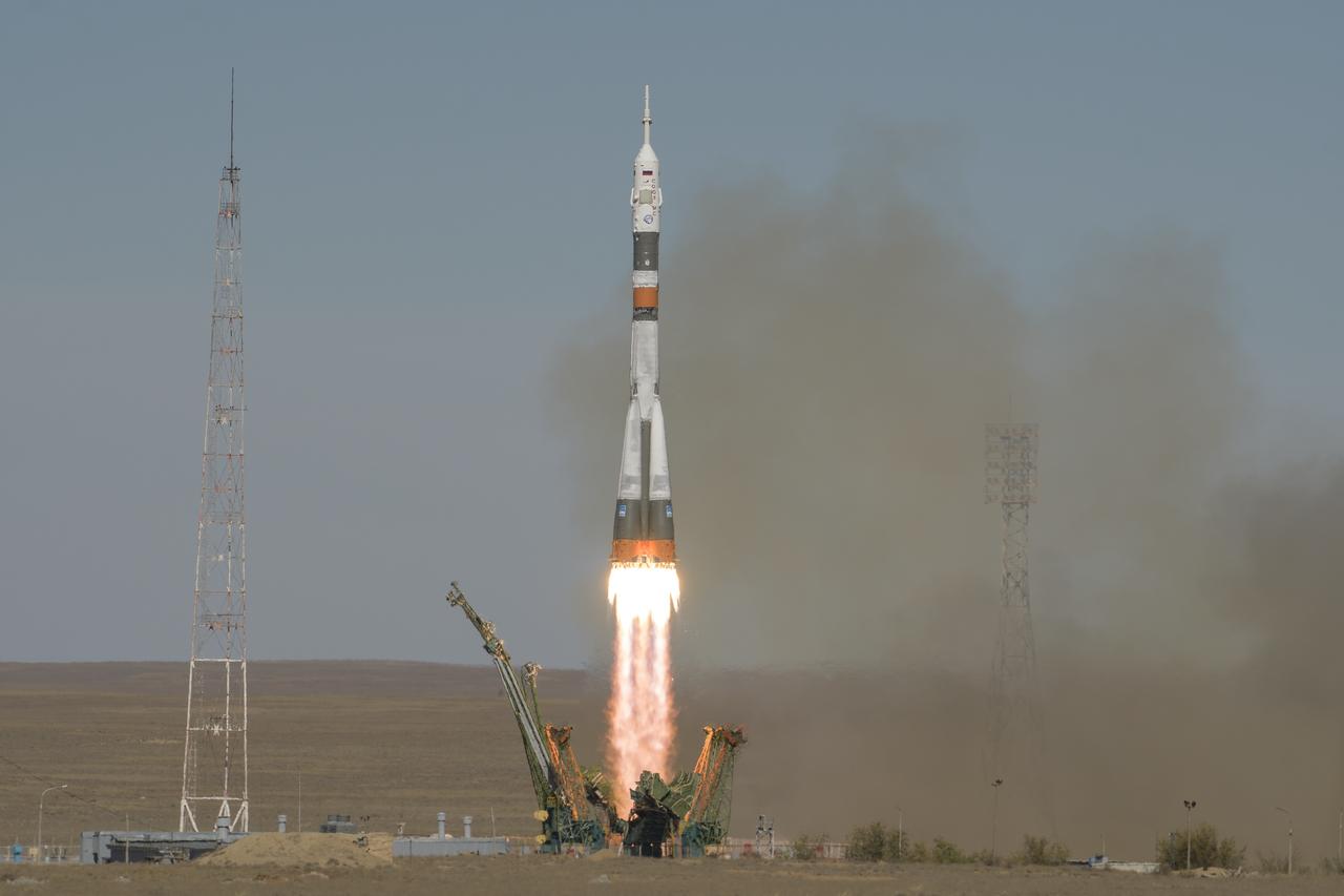 The Soyuz rocket is launched with Expedition 57 Flight Engineer Nick Hague of NASA and Flight Engineer Alexey Ovchinin of Roscosmos, Thursday, Oct. 11, 2018 at the Baikonur Cosmodrome in Kazakhstan. Hague and Ovchinin will spend the next six months living and working aboard the International Space Station. Photo Credit: (NASA/Bill Ingalls)