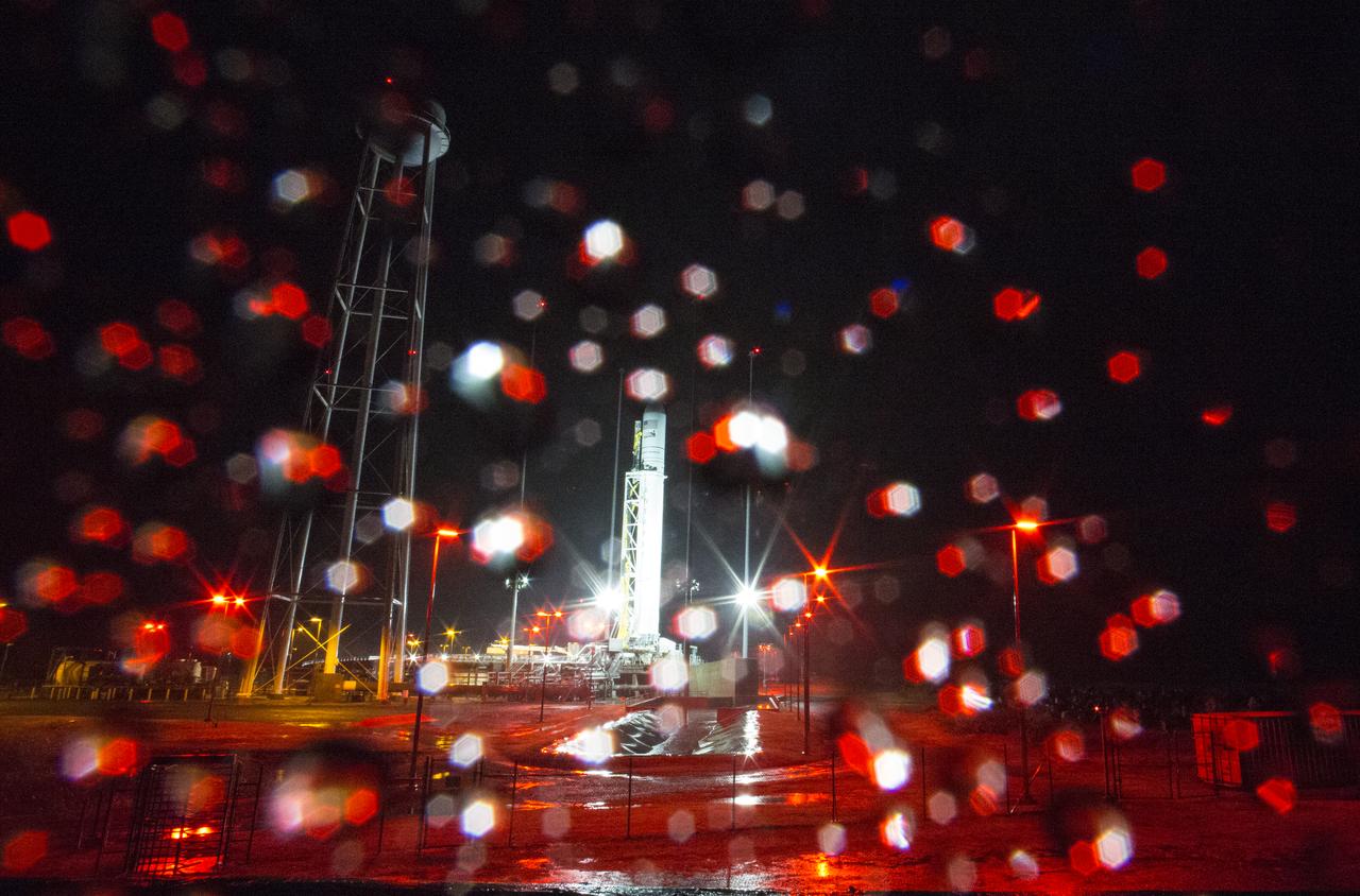 The Northrop Grumman Antares rocket, with Cygnus resupply spacecraft onboard, is seen on Pad-0A, Thursday, Nov. 15, 2018 at NASA's Wallops Flight Facility in Virginia. Northrop Grumman's 10th contracted cargo resupply mission for NASA to the International Space Station will deliver about 7,400 pounds of science and research, crew supplies and vehicle hardware to the orbital laboratory and its crew. Launch is currently scheduled for Nov. 17 at 4:01 a.m. EST. Photo Credit: (NASA/Joel Kowsky)