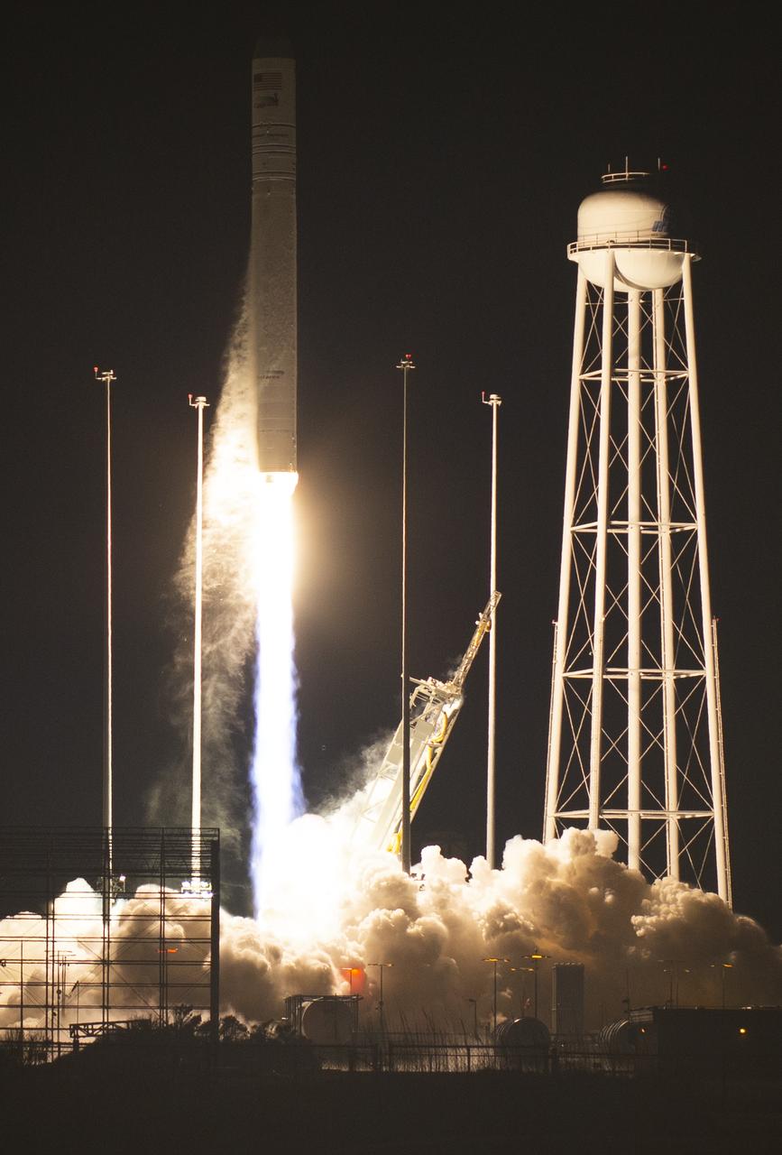 The Northrop Grumman Antares rocket, with Cygnus resupply spacecraft onboard, launches from Pad-0A, Saturday, Nov. 17, 2018 at NASA's Wallops Flight Facility in Virginia. Northrop Grumman's 10th contracted cargo resupply mission for NASA to the International Space Station will deliver about 7,400 pounds of science and research, crew supplies and vehicle hardware to the orbital laboratory and its crew. Photo Credit: (NASA/Joel Kowsky)