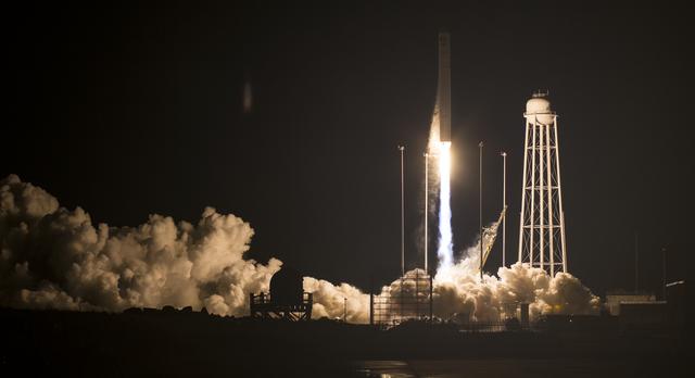 Northrop Grumman Antares CRS-10 Launch
